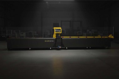 AUTOMATIC CUTTING MACHINE  550 MM WITH ROBOT PROFILE DRIVE SYSTEM AND 2 AXIS SERVO CONTROL EVOL PLUS